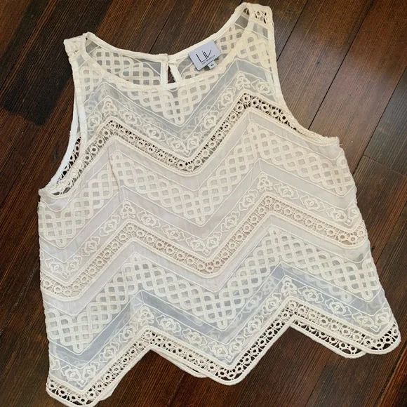 Artsy Boho Soft-Feminine Festival-Casual Ivory Lace Overlay Cropped Tank Size XS - Picture 1 of 5